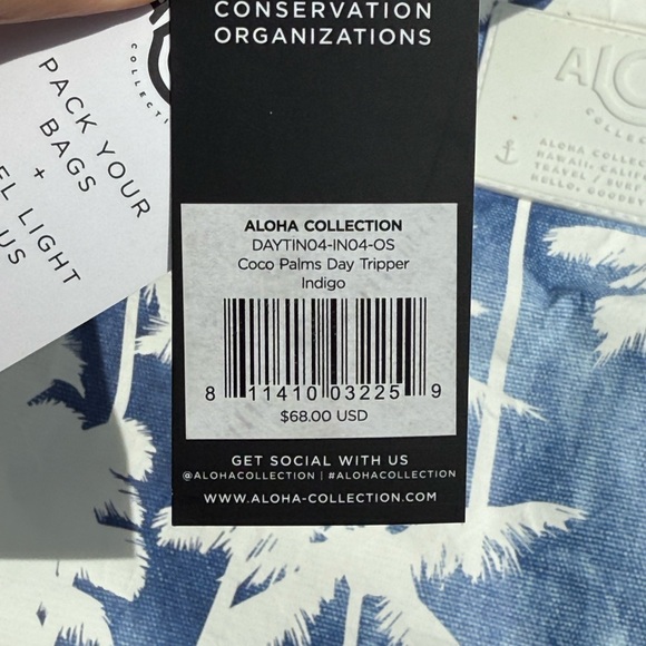 ALOHA Collection Coco Palms Day Tripper - Picture 6 of 10